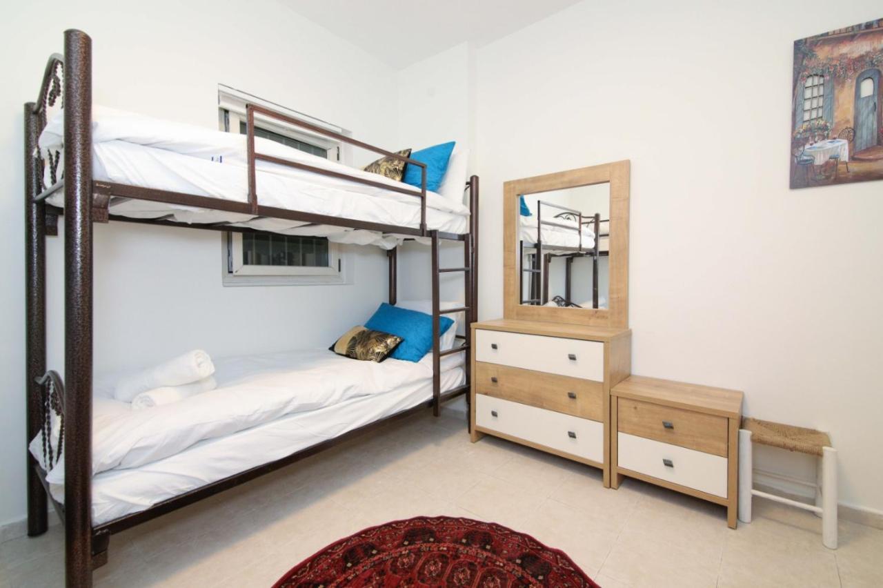 Private Hostel - Best Location Jerusalem Exterior photo